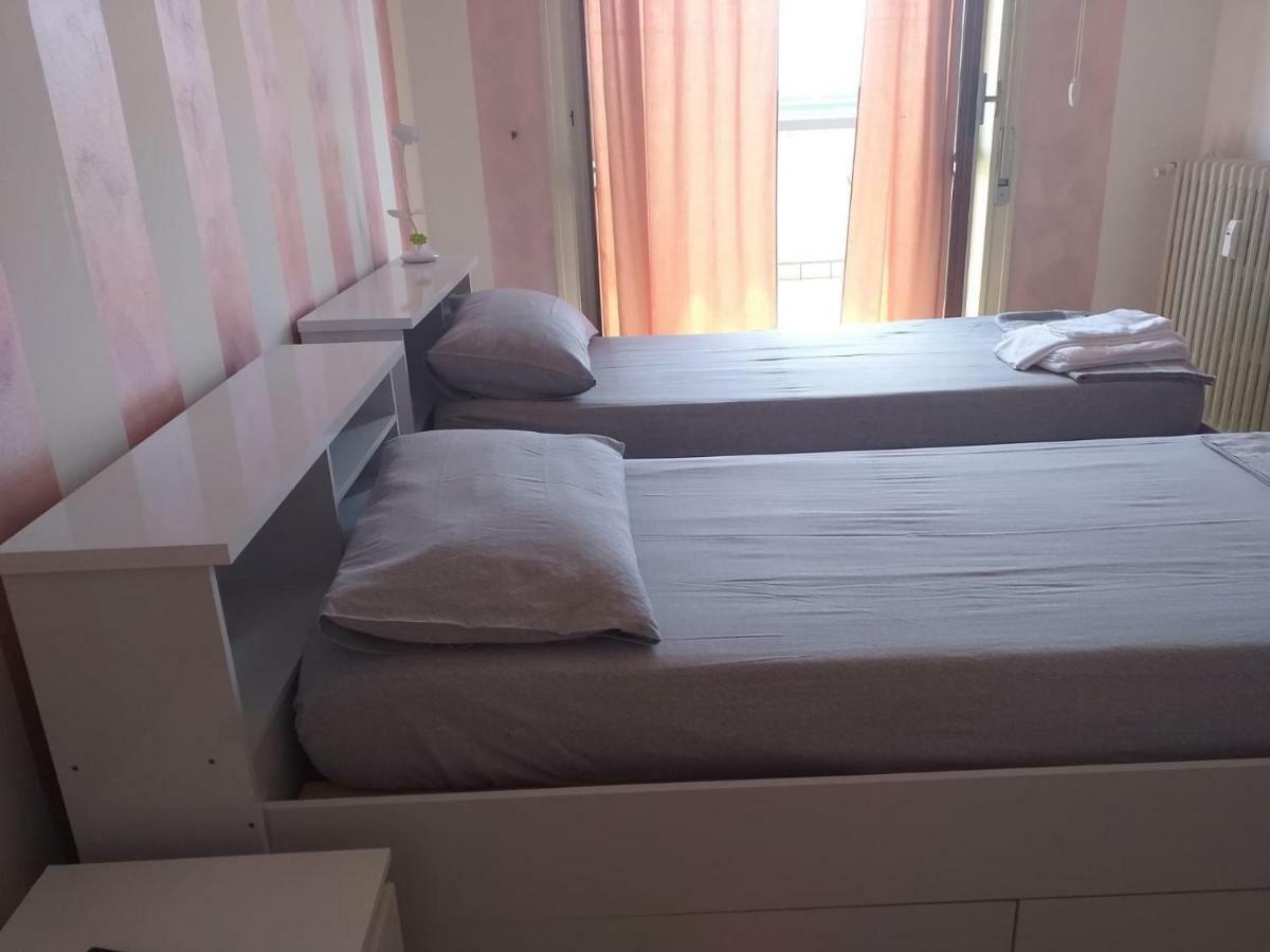 Idea Bed & Breakfast Bergamo Luaran gambar